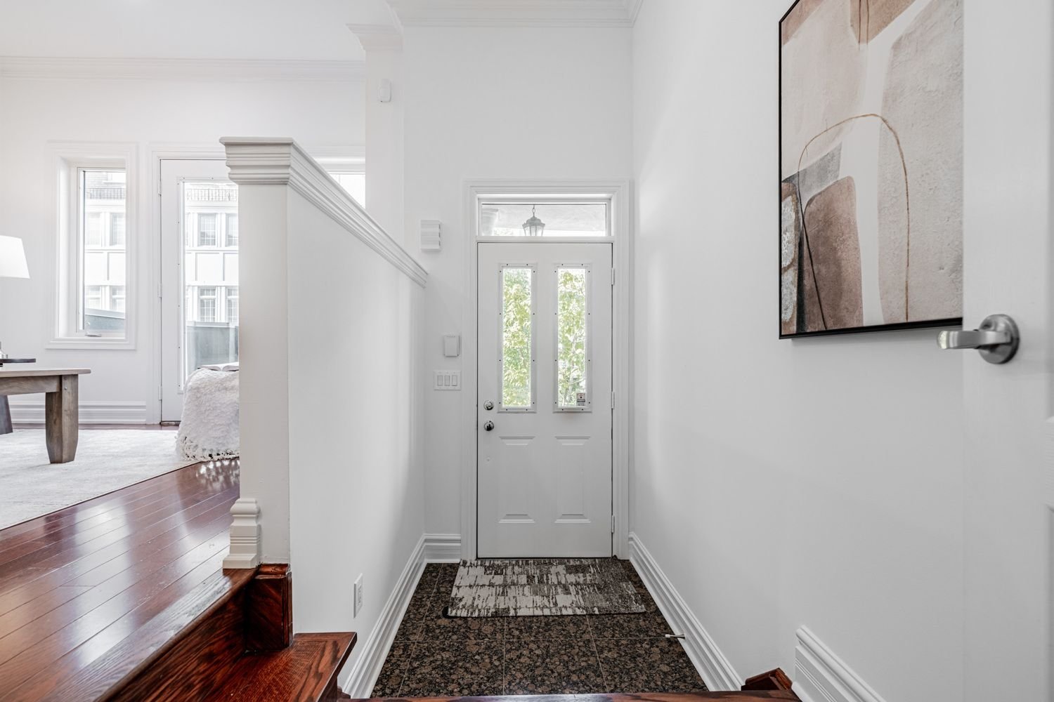 C12457915-4-28db00f1-e1f1-441a-95c8-a1df45fd11c3