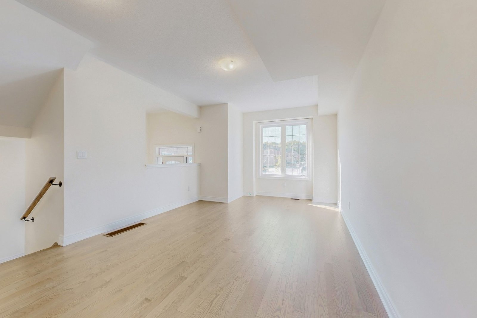 N12396143-6-6fdf37a6-18fd-4082-b163-7f28d5d12fcb