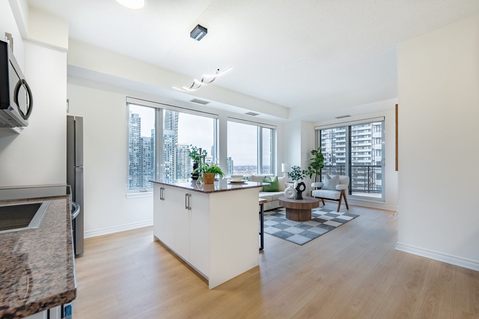 W12577466-6-f53cbaea-3be9-4547-8328-ed3b85ef7af3